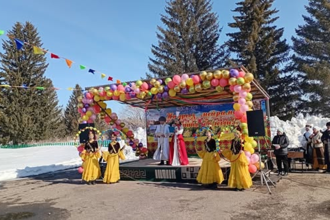 20 наурыз күні Сырымбет селолық округінде Наурыз мейрамы жоғары деңгейде ұйымдастырылып, кең көлемде аталып өтті. Бұл мереке – көктемнің келуі мен табиғаттың жаңаруын білдіретін, халықтың бірлігі мен ынтымағын нығайтатын ерекше күн.